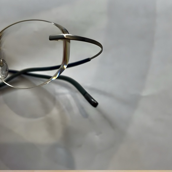 Titanium Rimless Silver and Black Frames - Picture 13 of 13